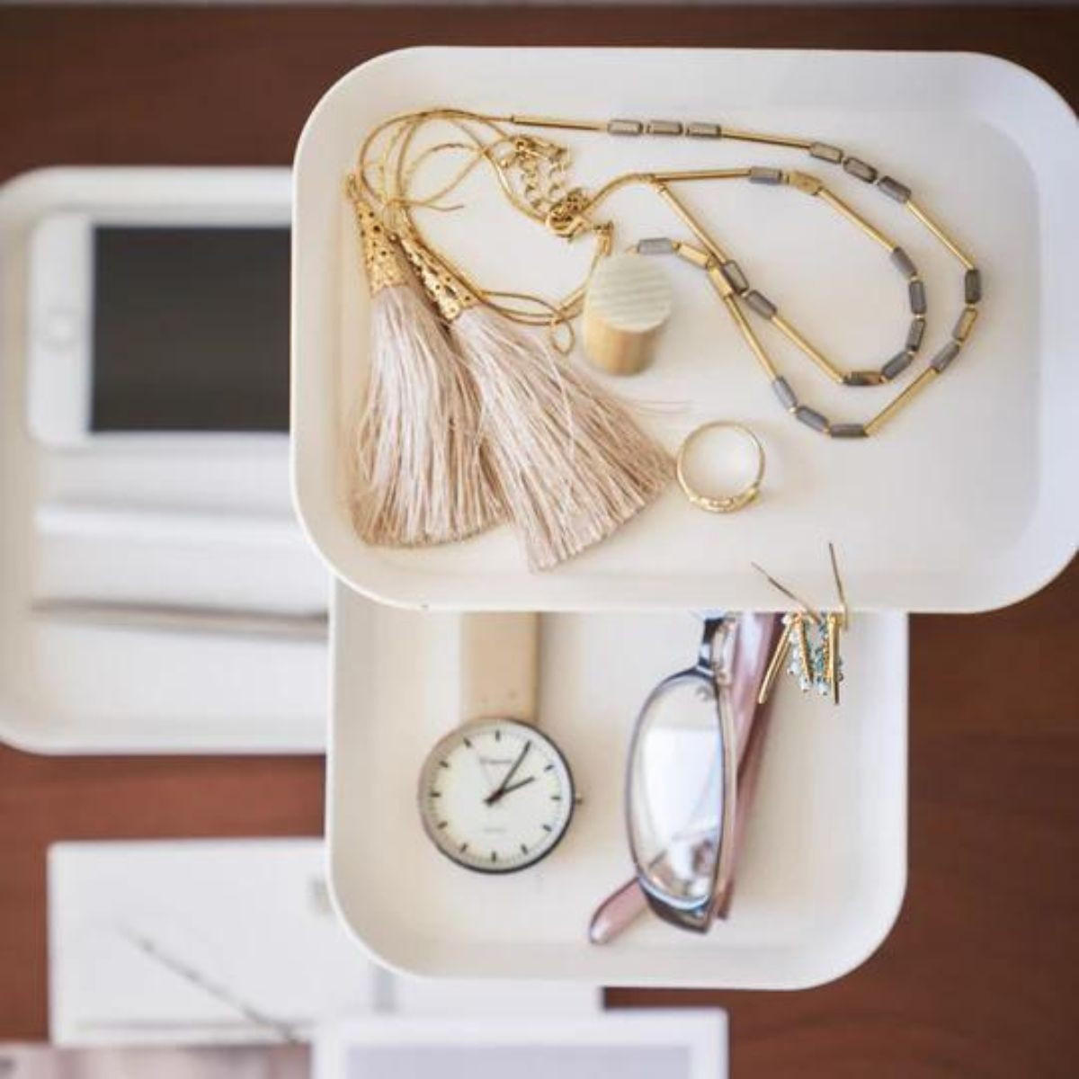 SCHMUCKSTÄNDER 3 etagen mit drehbaren tabletts - 25/16/25,5 cm - Weiß, Metall (16/25.5/25cm) - Yamazaki