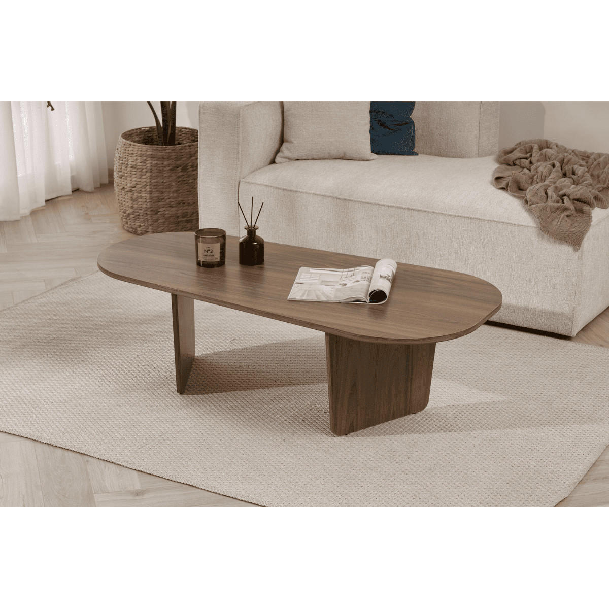 SOFFBORD med rundad kant, 130 cm långt - AMÉLIA - Naturfärgad, Träbaserade material (130/65/40cm) - Calicosy