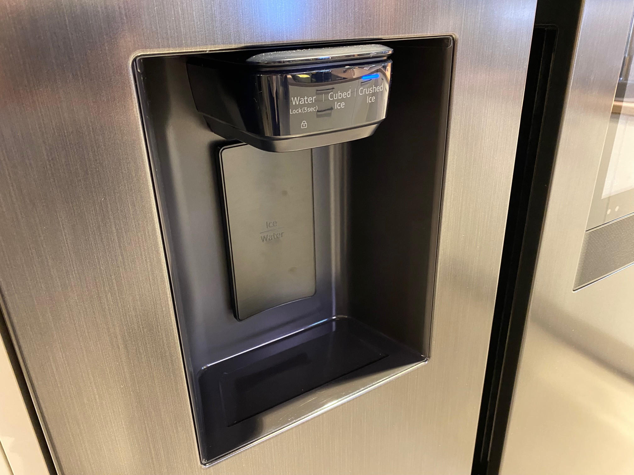 Samsung Side-by-Side Kühlschrank RS6HA8891B1EF Festwasseranschluss - Samsung