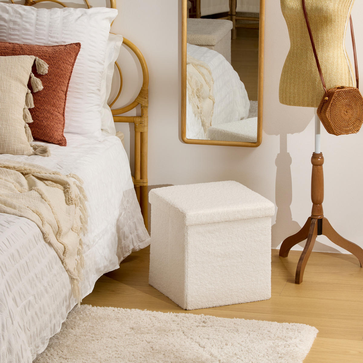 POUF Jaiko 38/38/38 cm - Weiß, Holzwerkstoff (38/38/38cm) - Atmosphera Createur d´interieur