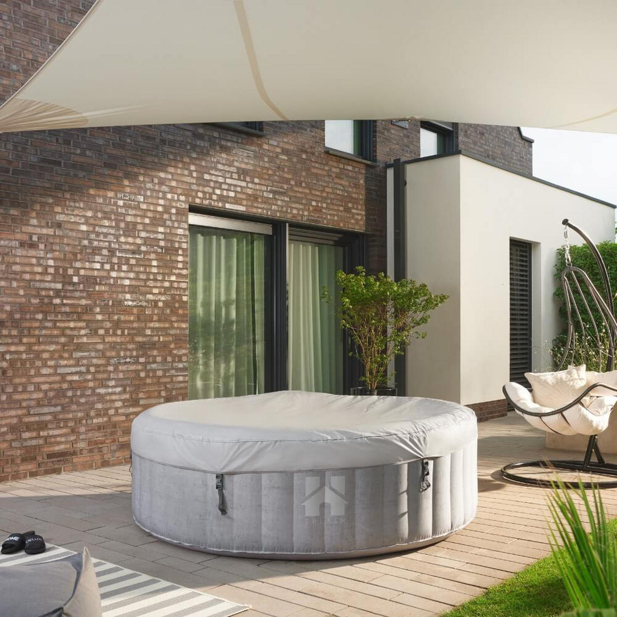 OUTDOOR Whirlpool SPLASH inkl. Abdeckung - Ø208 cm 6 Personen Beton - Grau, Kunststoff (208/65/208cm) - Home Deluxe