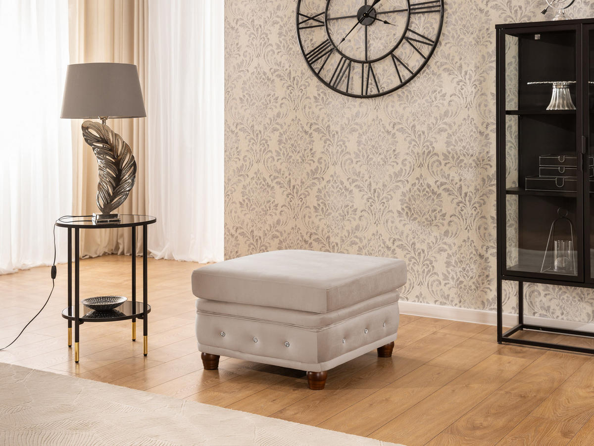 HOCKER Chesterfield Cleo Blink Beige Samt mit Kristallsteppung und braunen Massivholzfüßen - Beige/Braun, Holz/Textil (75/45/70cm) - S-Style Möbel