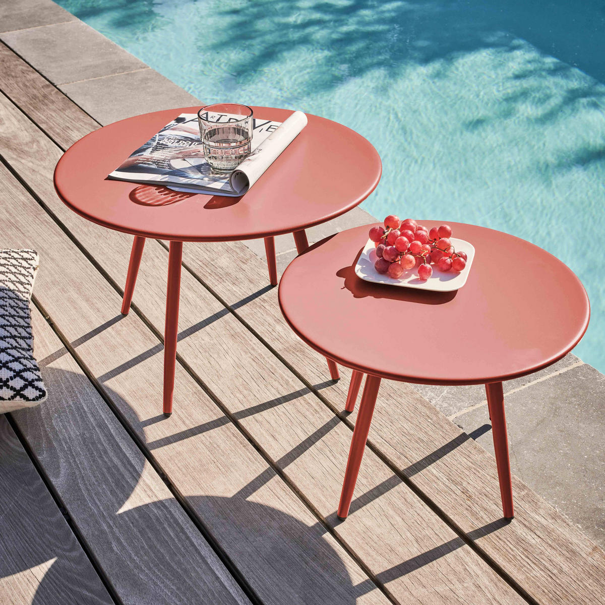 GARTEN-LOUNGETISCH, Lehm - Pink, Metall (40/40/30cm) - Oviala