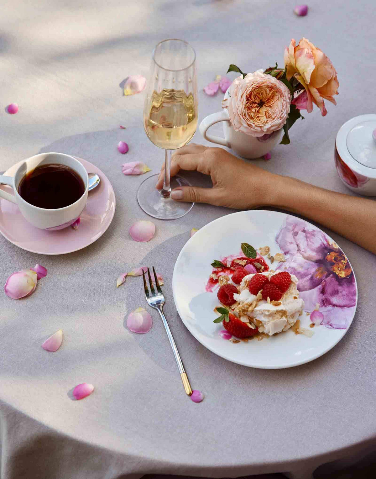 KAFFEESET Rose Garden weiß-rosa 6er Set - Weiß/Rosa, Keramik (25/13/28.5cm) - Villeroy & Boch