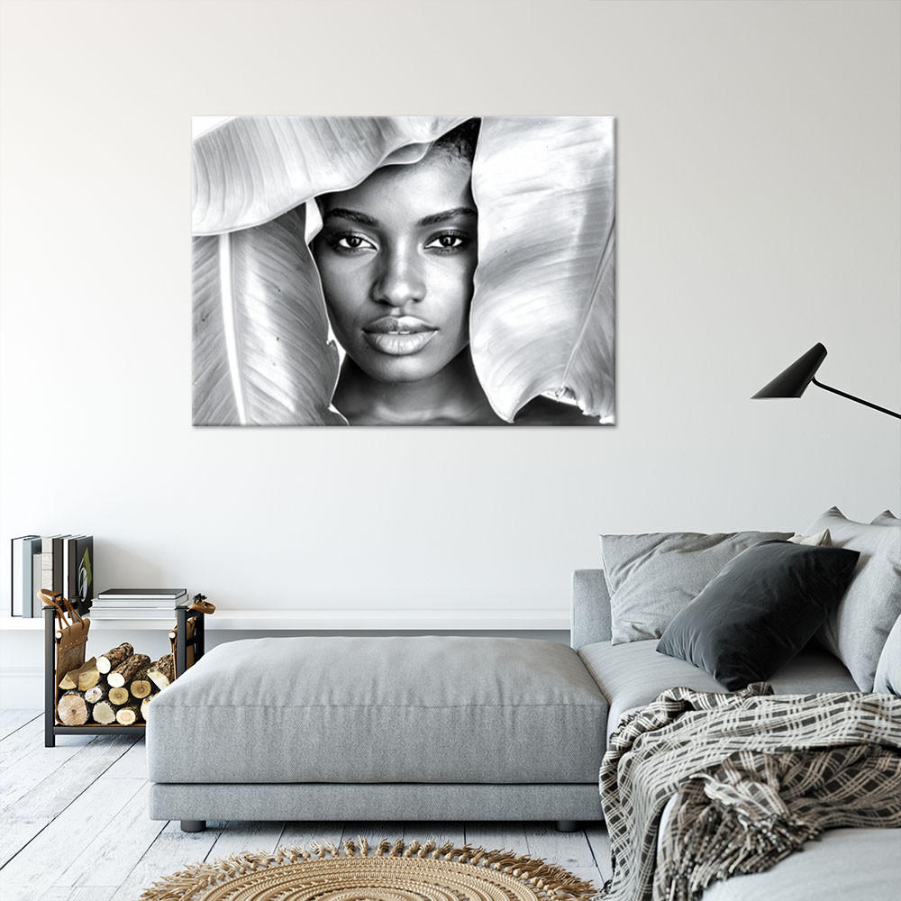 LEINWANDBILD Porträt einer Frau und silberne Blätter 90x60cm - Grau, Textil (90/60cm) - Feeby