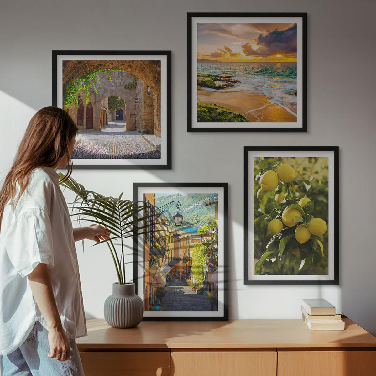 BILDER SET 4er Set - 50x50 cm & 40x60 cm Schwarzer Rahmen - Malerische Straßen am Meer, Strand - Schwarz, Kunststoff (50/50cm) - TULUP