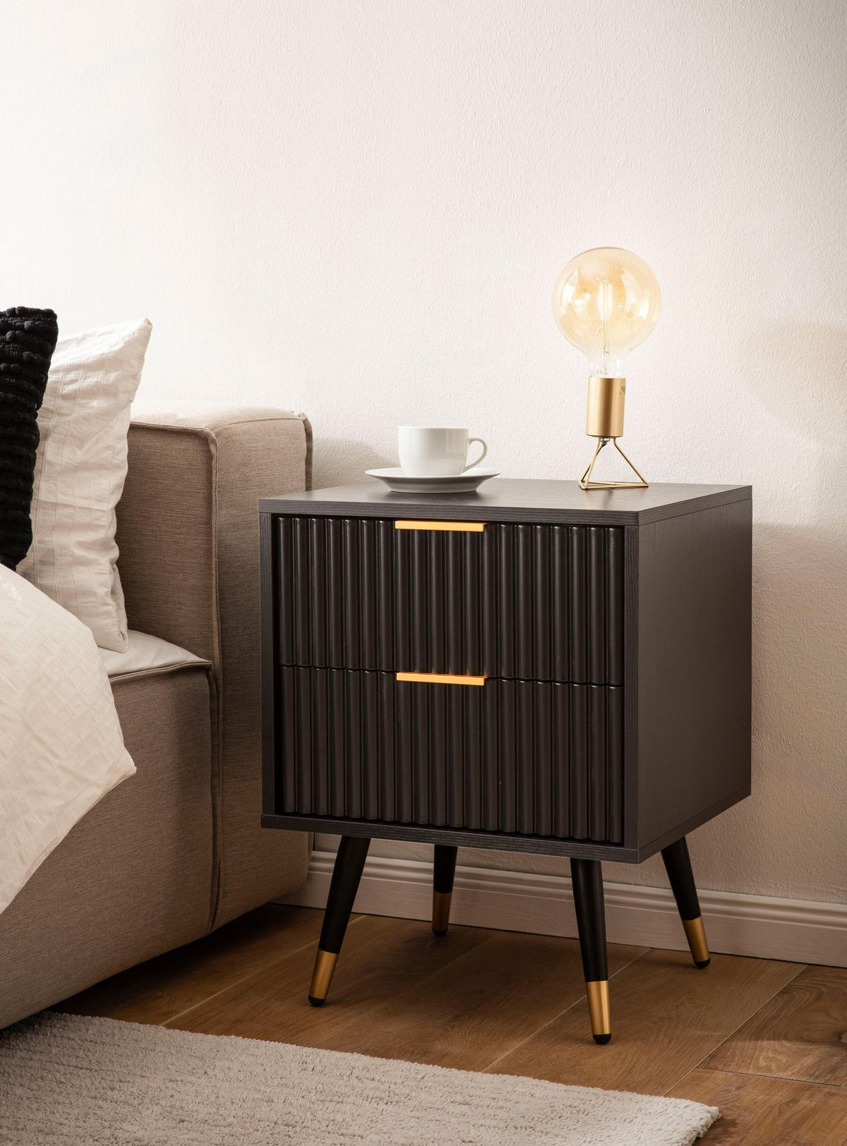 NACHTTISCH – Schwarz/Eiche-Dekor, 43,5x39x56 cm, mit Schubladen, modern - Goldfarben/Schwarz, Holzwerkstoff/Metall (44/56/39cm) - KADIMA DESIGN