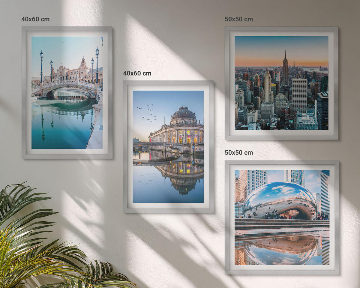 BILDER SET 4er Set - 50x50 cm & 40x60 cm Silberner Rahmen - Architektur von Städten am Wasser - Silberfarben, Kunststoff (50/50cm) - TULUP