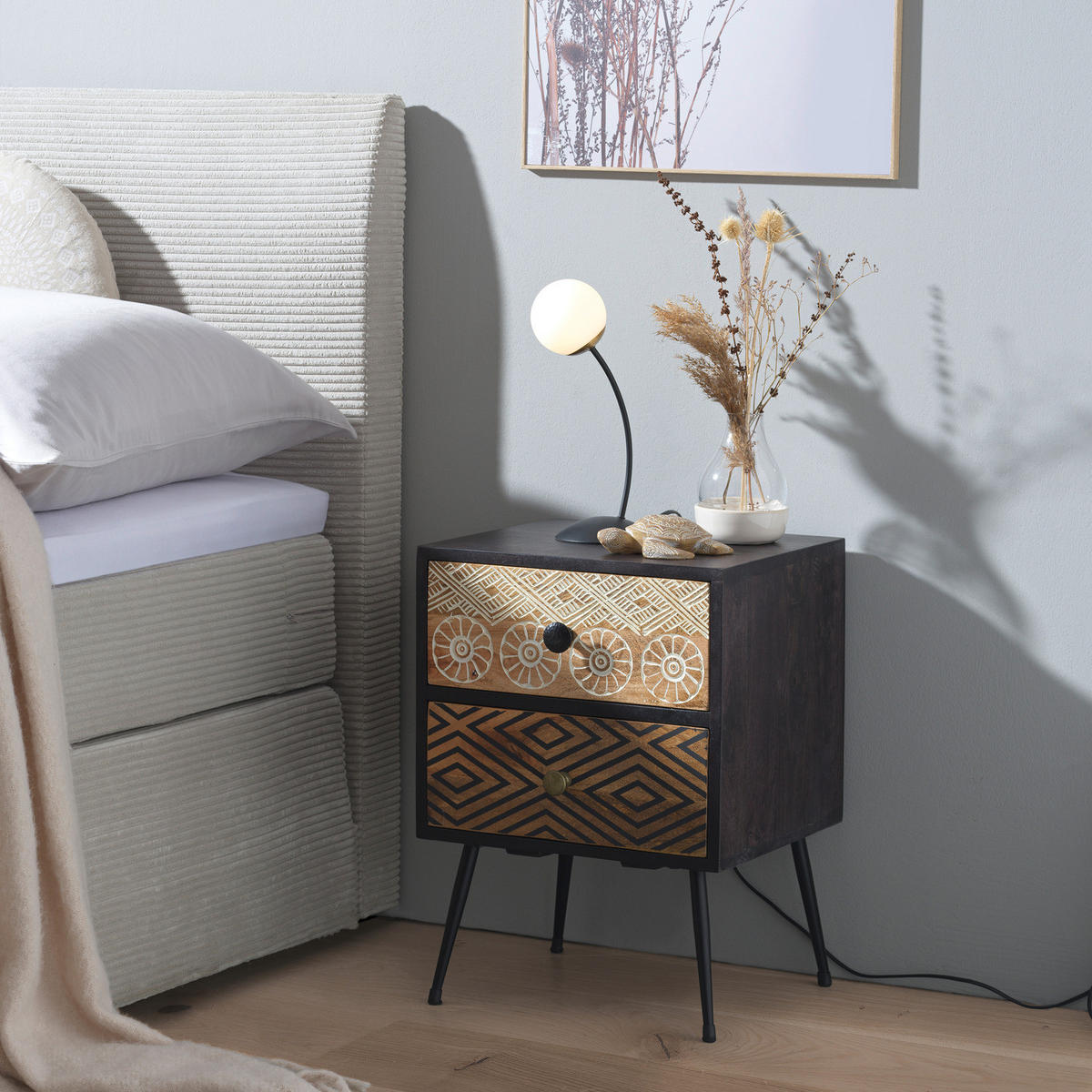 MASSIVE NACHTKOMMODE - Beige / Mango - Schwarz/Braun, Holz/Metall (40/55/35cm) - home24