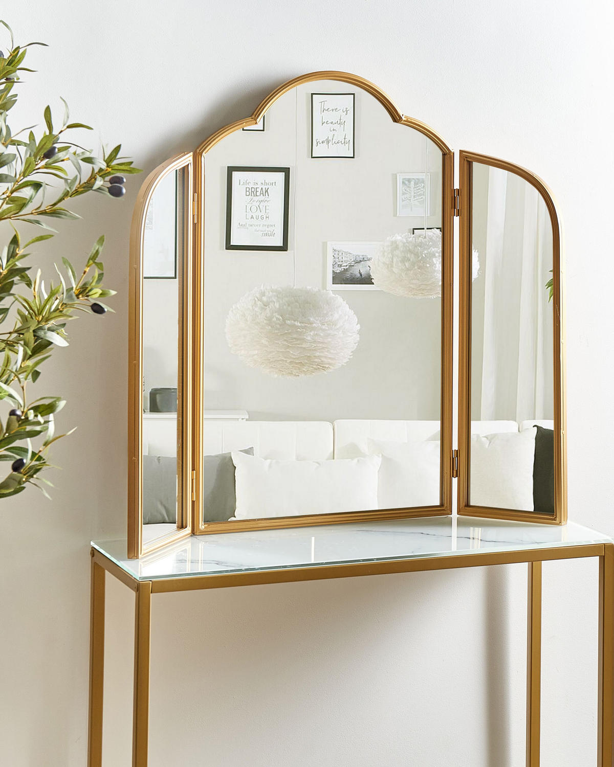 WANDSPIEGEL Gold Metall Dreifaltig 87/77 cm Savilly - Goldfarben, Metall (87/77/2cm) - Beliani