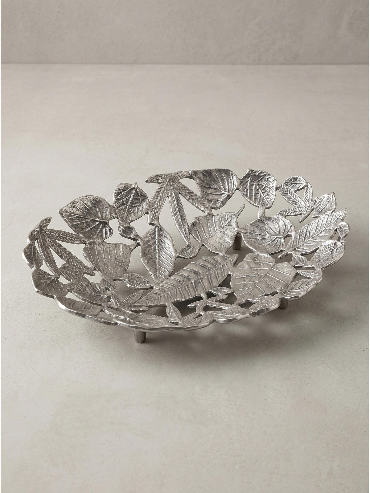 DEKOSCHALE RECANATI, Aluminium, handgefertigt, Silber, 49 x 31 x 8 cm - Silberfarben, Metall (8cm) - KADIMA DESIGN