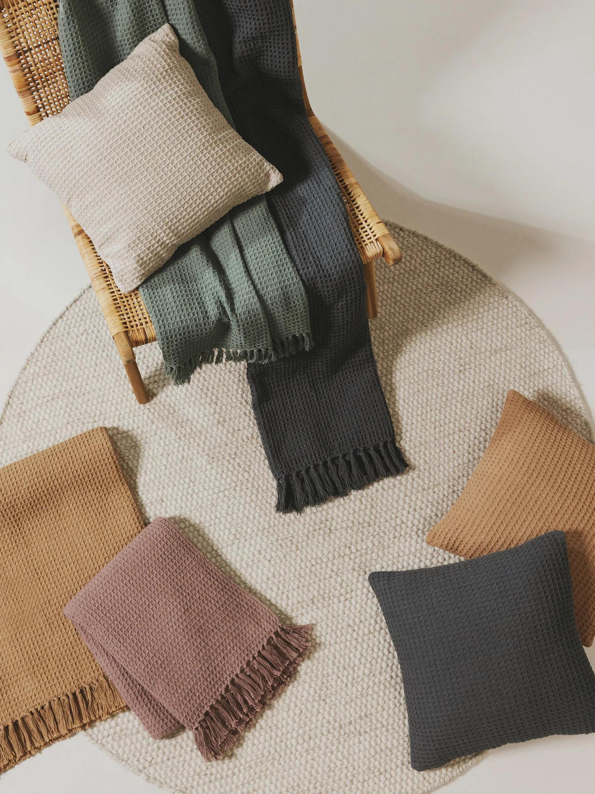 KISSENBEZUG Amalia Dunkelgrau 45x45 cm - Dunkelgrau, Textil (45/45cm) - benuta Pure