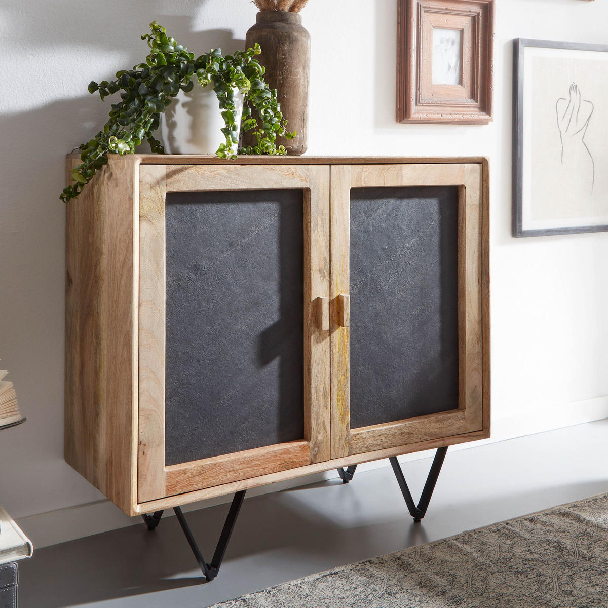 SIDEBOARD – Mangoholz, 80x75x35 cm, mit Stauraum, anthrazitfarbene Türen - Schwarz/Braun, Holz/Metall (80/75/35cm) - KADIMA DESIGN