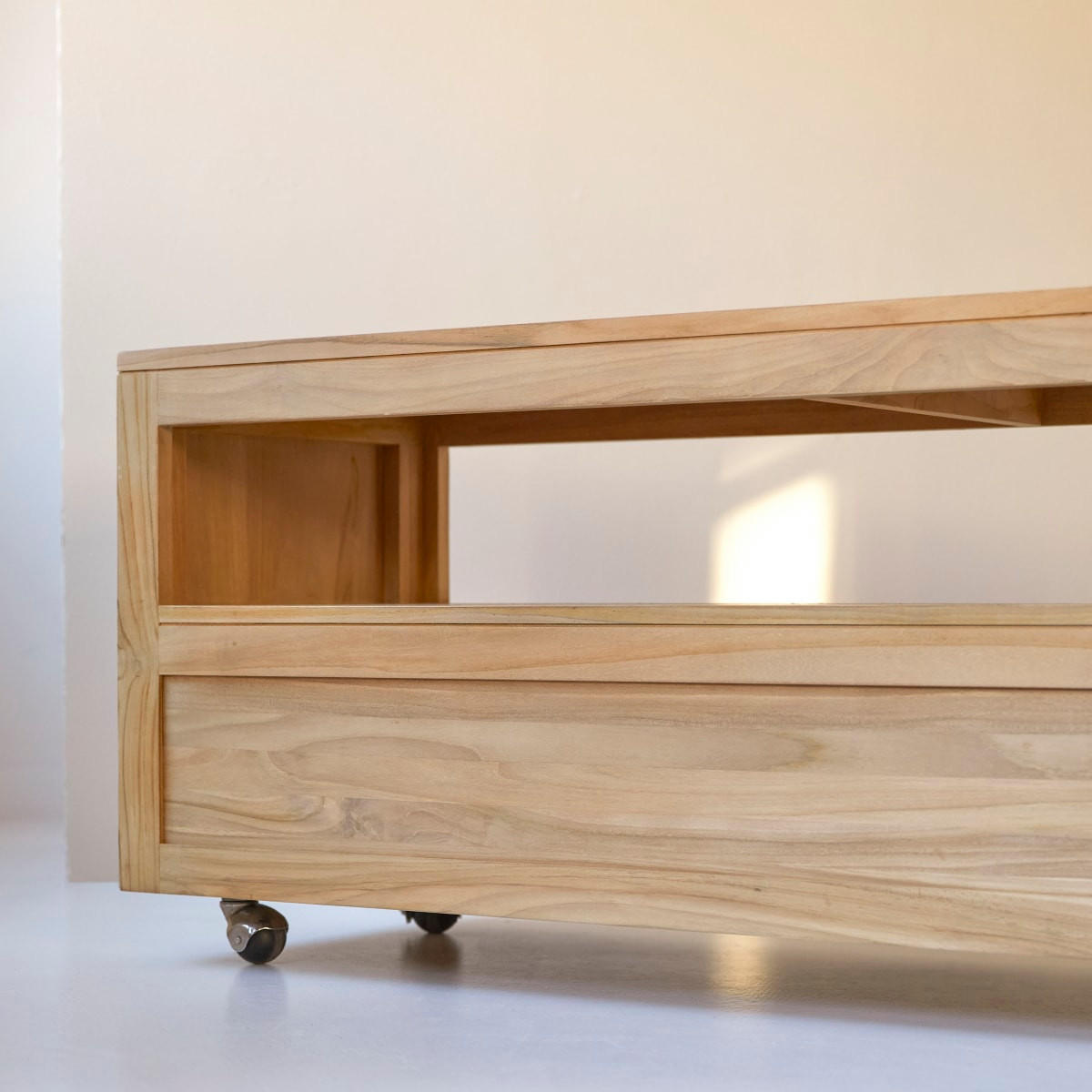TV-SCHRANK Anoa Natur aus Teak - Naturfarben, Holz (140/55/45cm) - Tikamoon