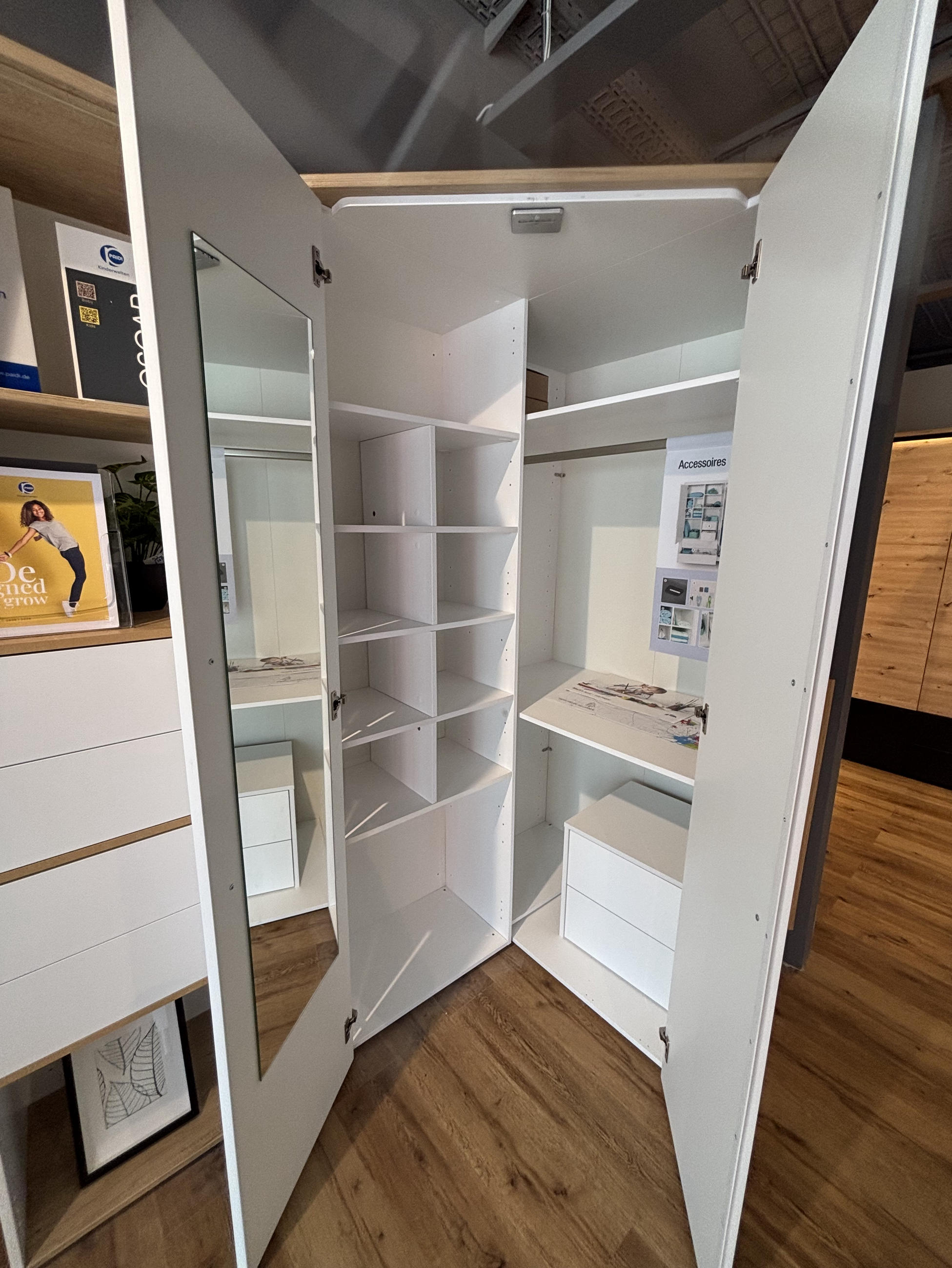 Eckkleiderschrank - Paidi