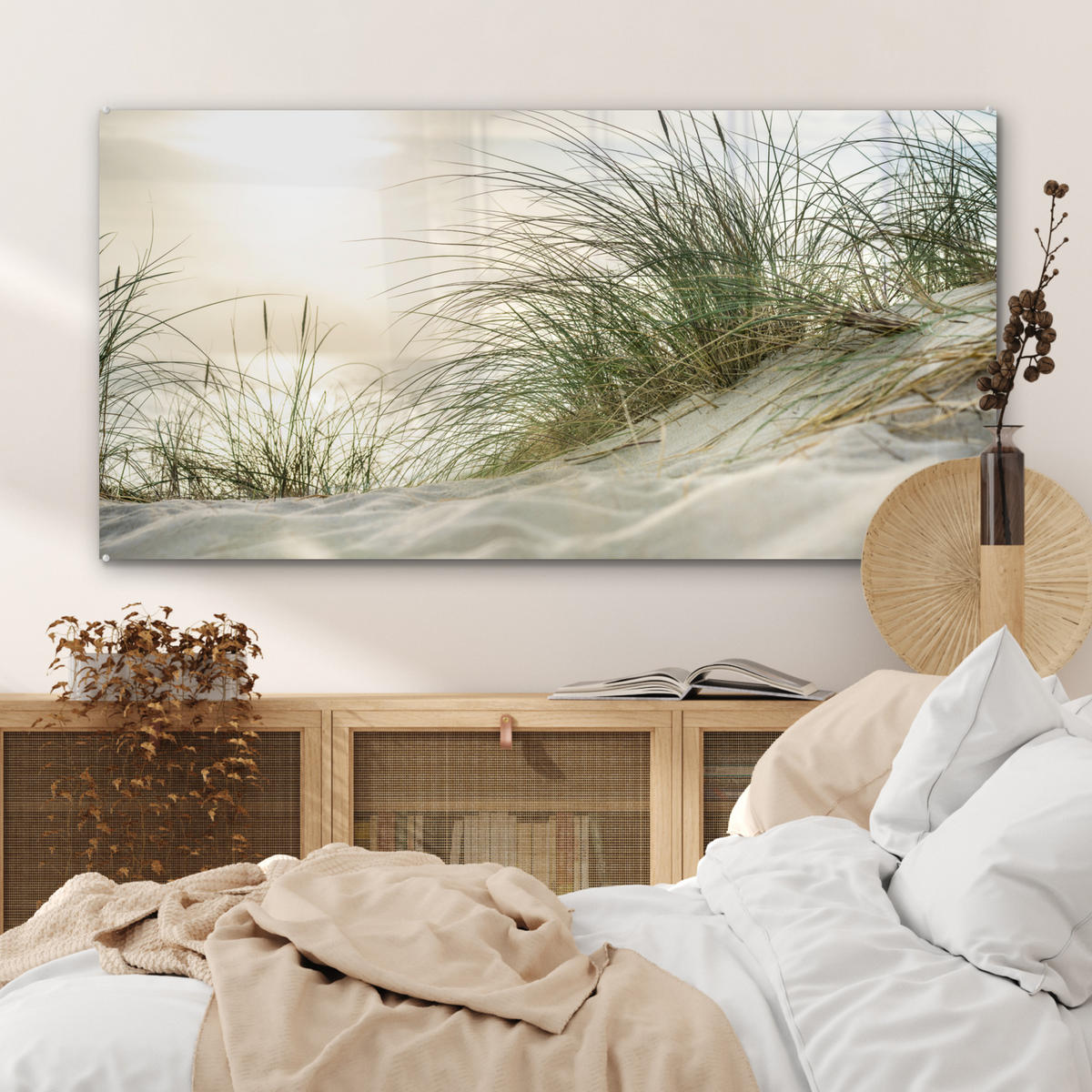 OBRAZ NA AKRYLOVOM SKLE Duny s marramovou trávou pod slnkom nemeckého národného parku Schleswig-Holsteinisches Wattenmeer 120x60 cm - krémová, sklo (120/60cm) - MuchoWow
