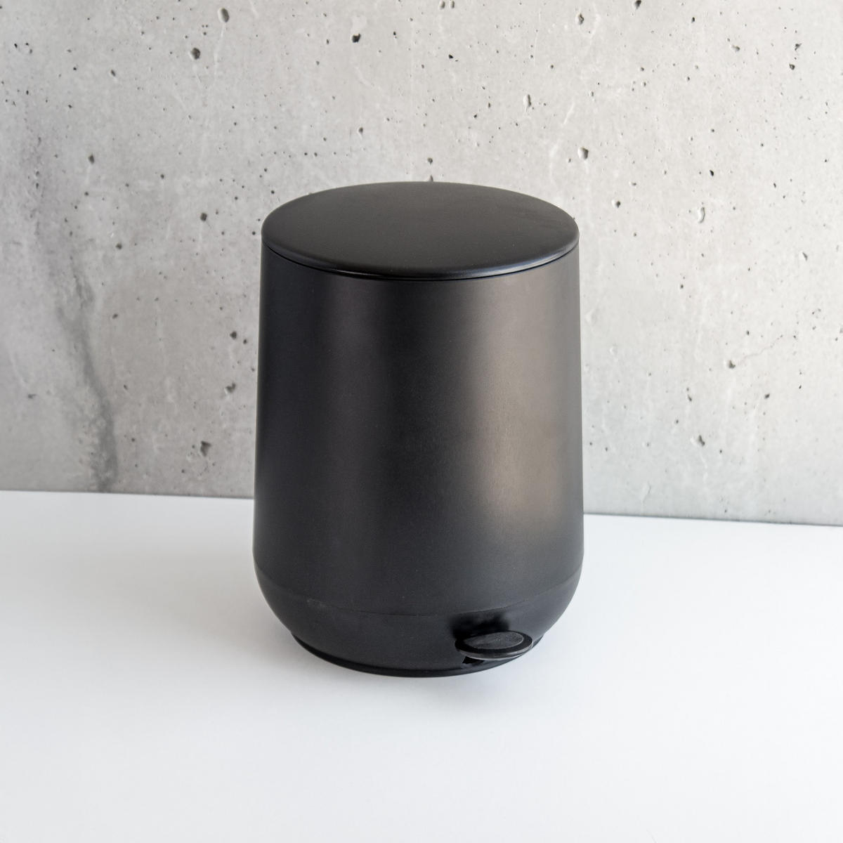 TRETEIMER Balvo 5 l - Schwarz, Kunststoff (22.5/29.5/26.5cm) - NUXIO