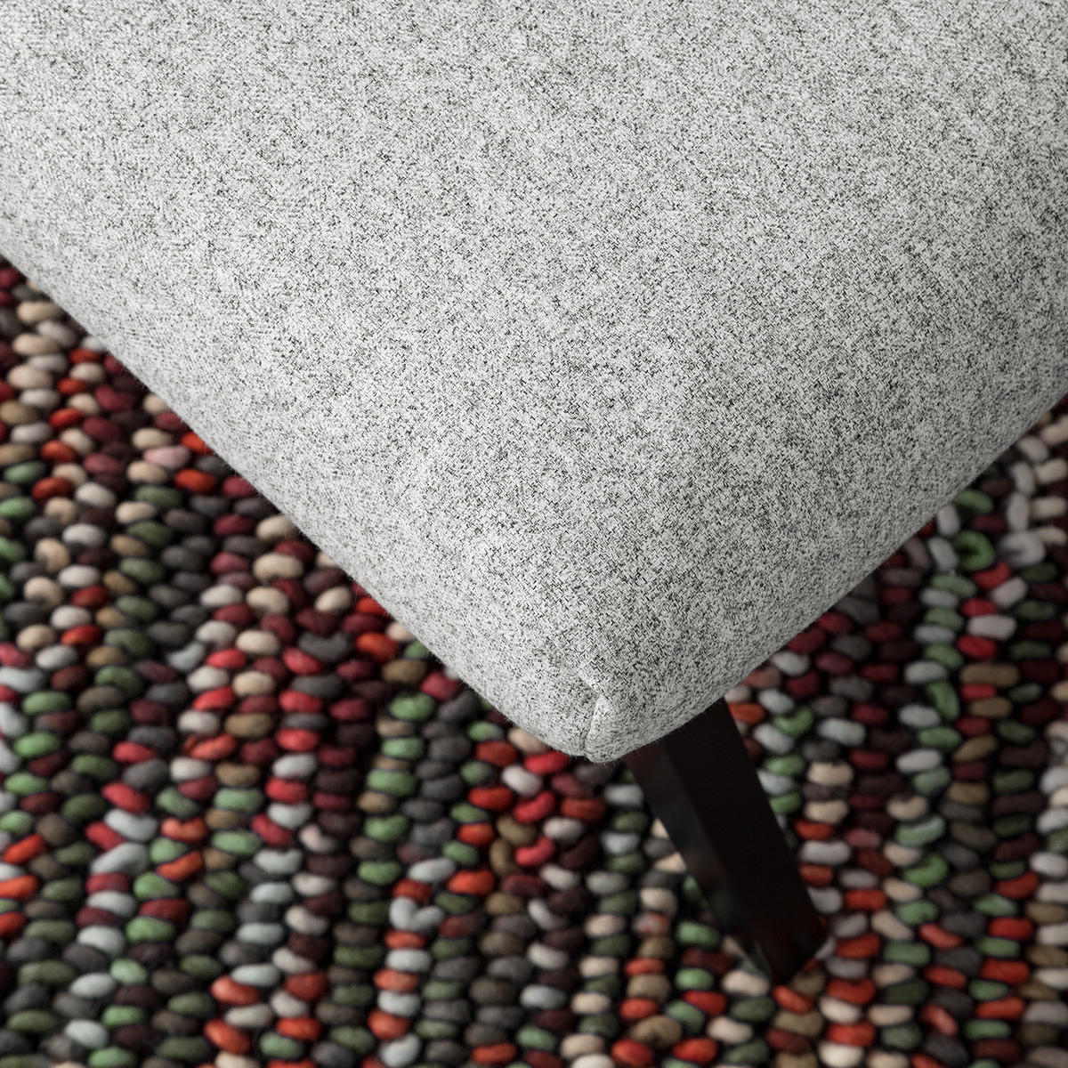 POLSTERHOCKER - Hellgrau/Schwarz, Eichenholz/Textil (54/41/41cm) - home24