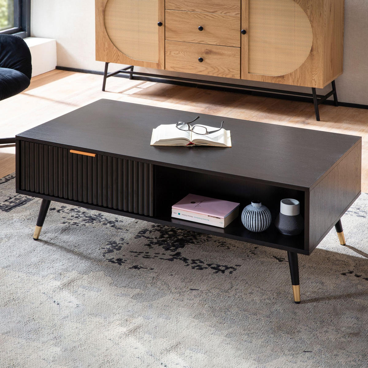 COUCHTISCH Schwarz Eiche-Dekor mit Stauraum 110x60x43 cm Metallbeine - Goldfarben/Schwarz, Holzwerkstoff/Metall (60/110/43cm) - KADIMA DESIGN