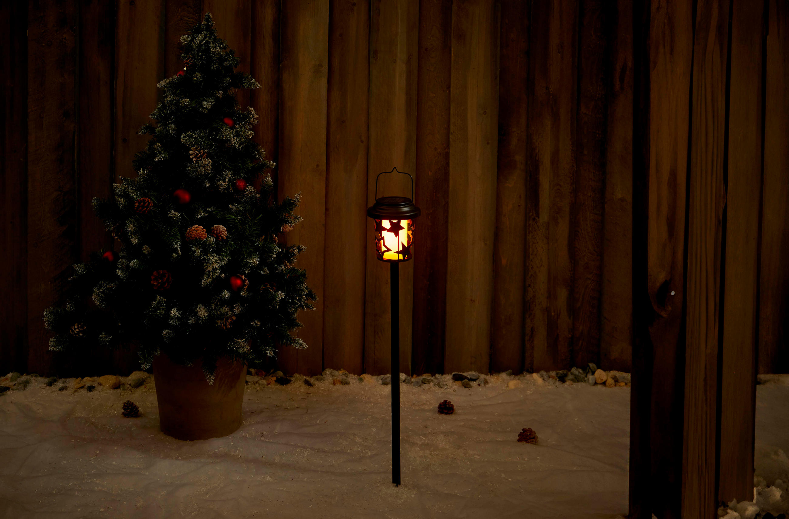 SOLAR-WEIHNACHTS-GARTENLEUCHTE 2in1 Garten Laterne Deko Tischleuchte Dämmerungssensor IP44 Metall Sterne - Weiß, Kunststoff (12/12/80cm) - Northpoint