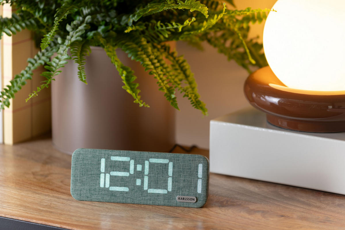 WECKER Roanne LED - Grün - 17,6/6,6 cm - Grün, Kunststoff/Textil (17.6/6/17cm) - Karlsson
