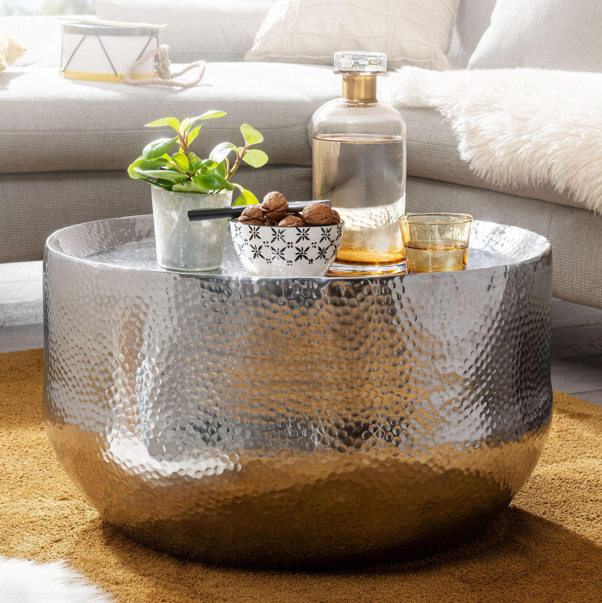 COUCHTISCH Orientalisch mit Hammerschlag-Struktur aus Aluminium und hohler Bauweise, Silber 60x60x35 cm - Silberfarben, Metall (60/60/35cm) - KADIMA DESIGN