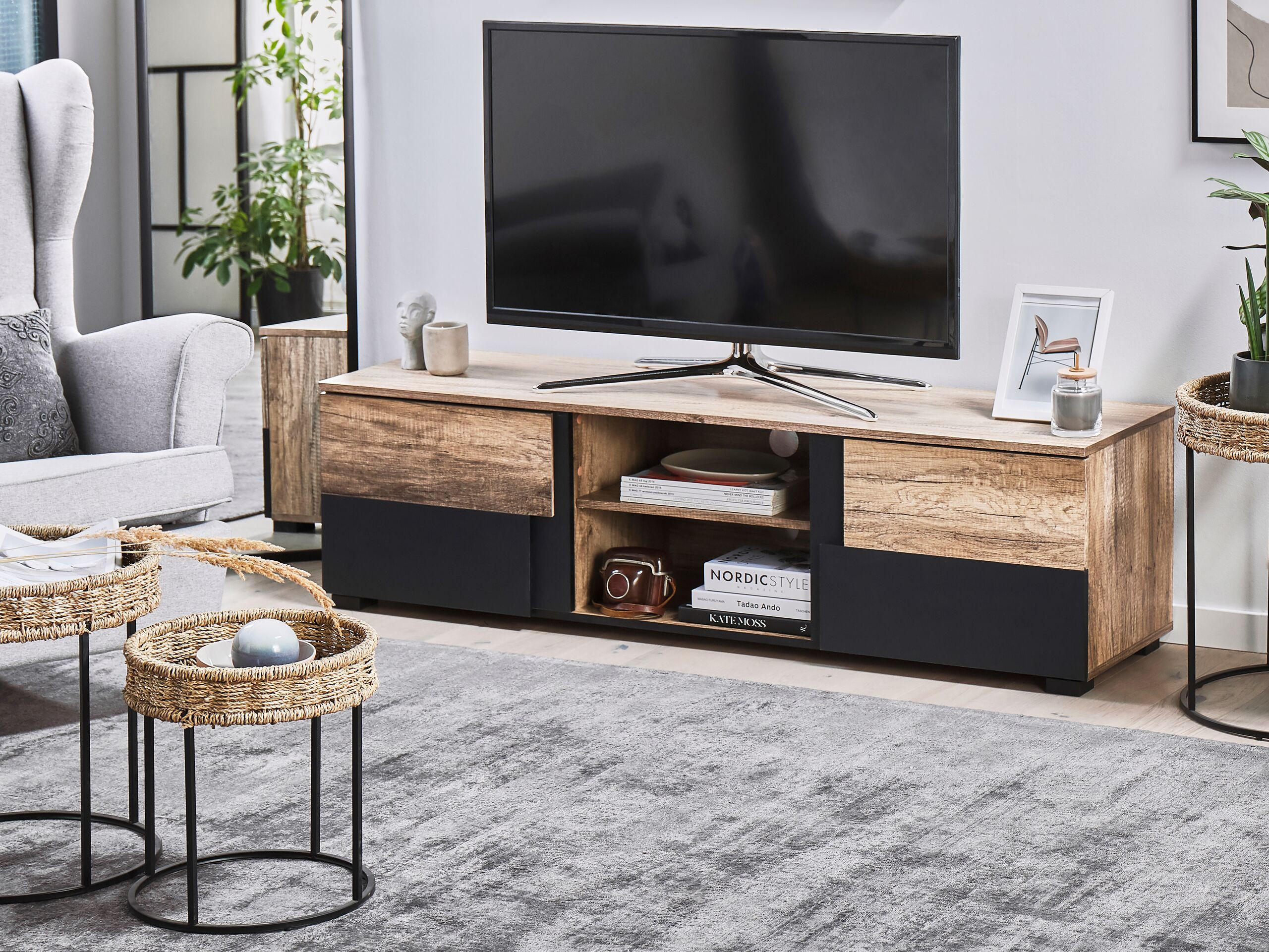 TV-MÖBEL Hellbraun, Schwarz STERLING 40/148/40 cm - Hellbraun, Holzwerkstoff (148/40/40cm) - Beliani