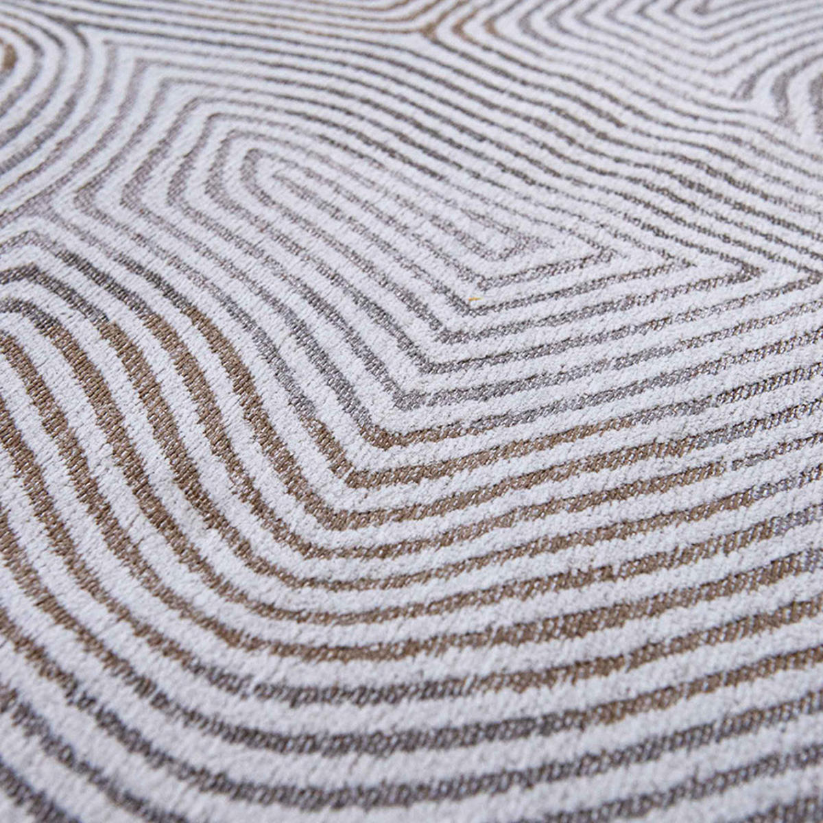 TEPI Oyster White Meditation Coral 235/340 cm - siva, tekstil/plastika (235/340cm) - Louis De Poortere