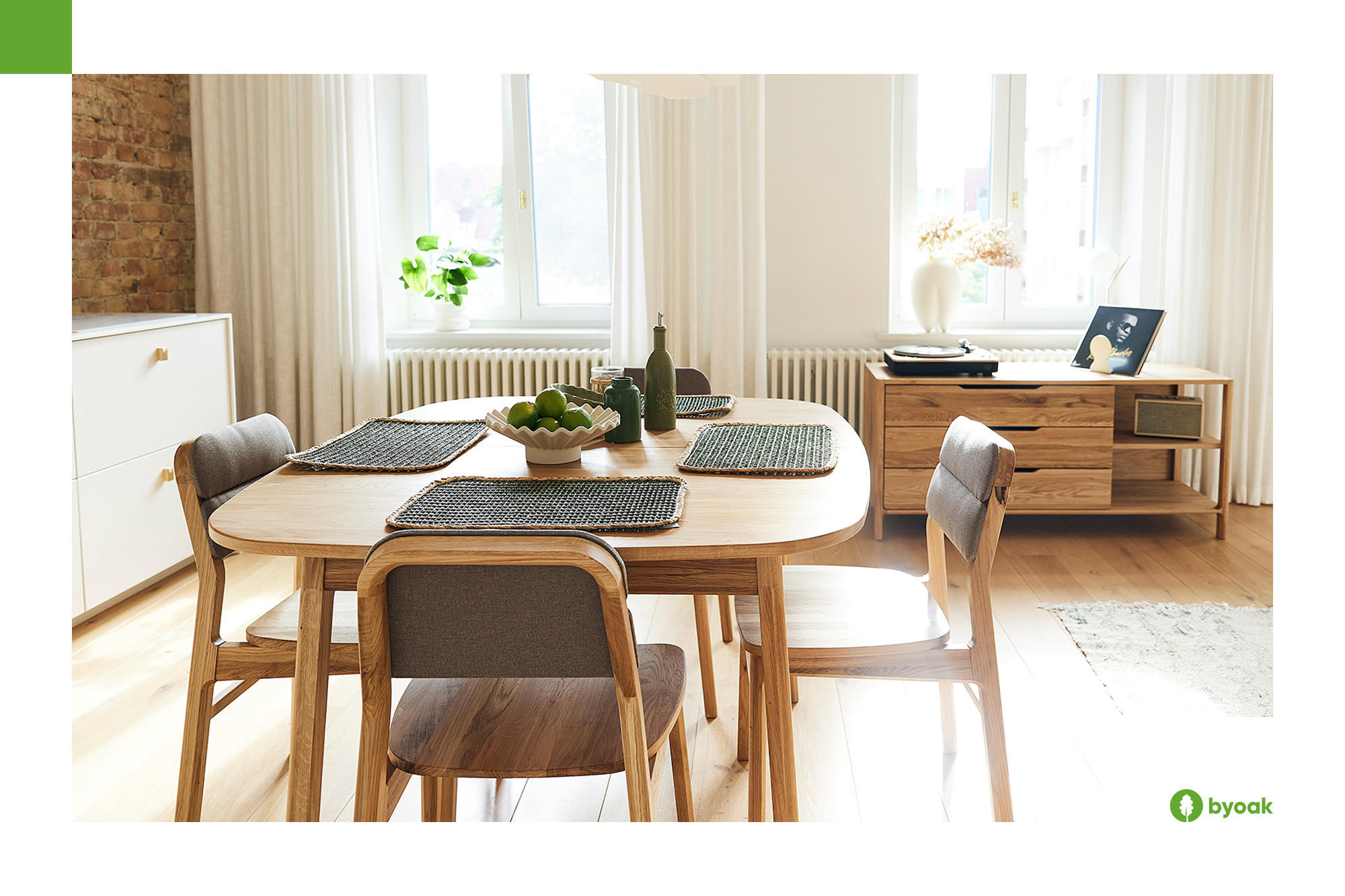 Thumbnail - byoak Esstisch, Wildeiche, Holz, Kerneiche, 100x77x130 cm, Esszimmer, Tische, Esstische