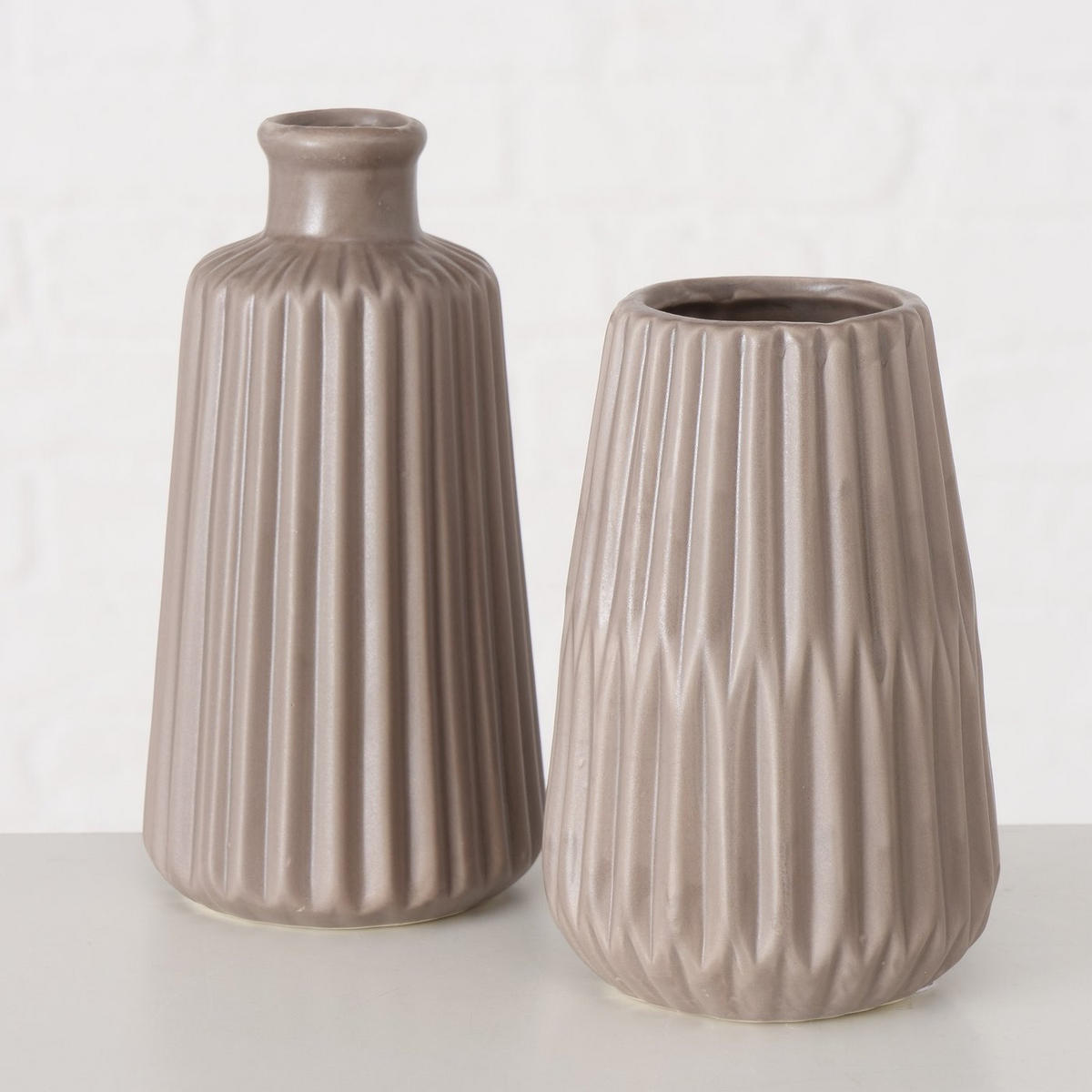 KERAMIKVASE mit Prägung Esko 9/9/17 cm - Beige, Keramik (17cm) - Boltze Home