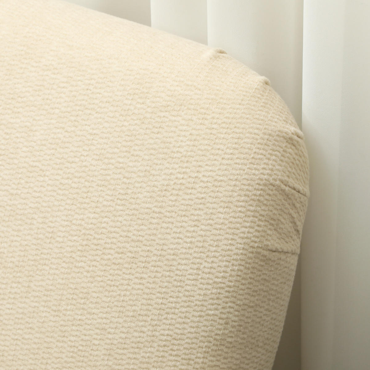 2-SITZER 130/74/79 cm Cremeweiß aus Samt mit Holzbeinen - Creme, Textil (74/79/130cm) - OKMYHOME