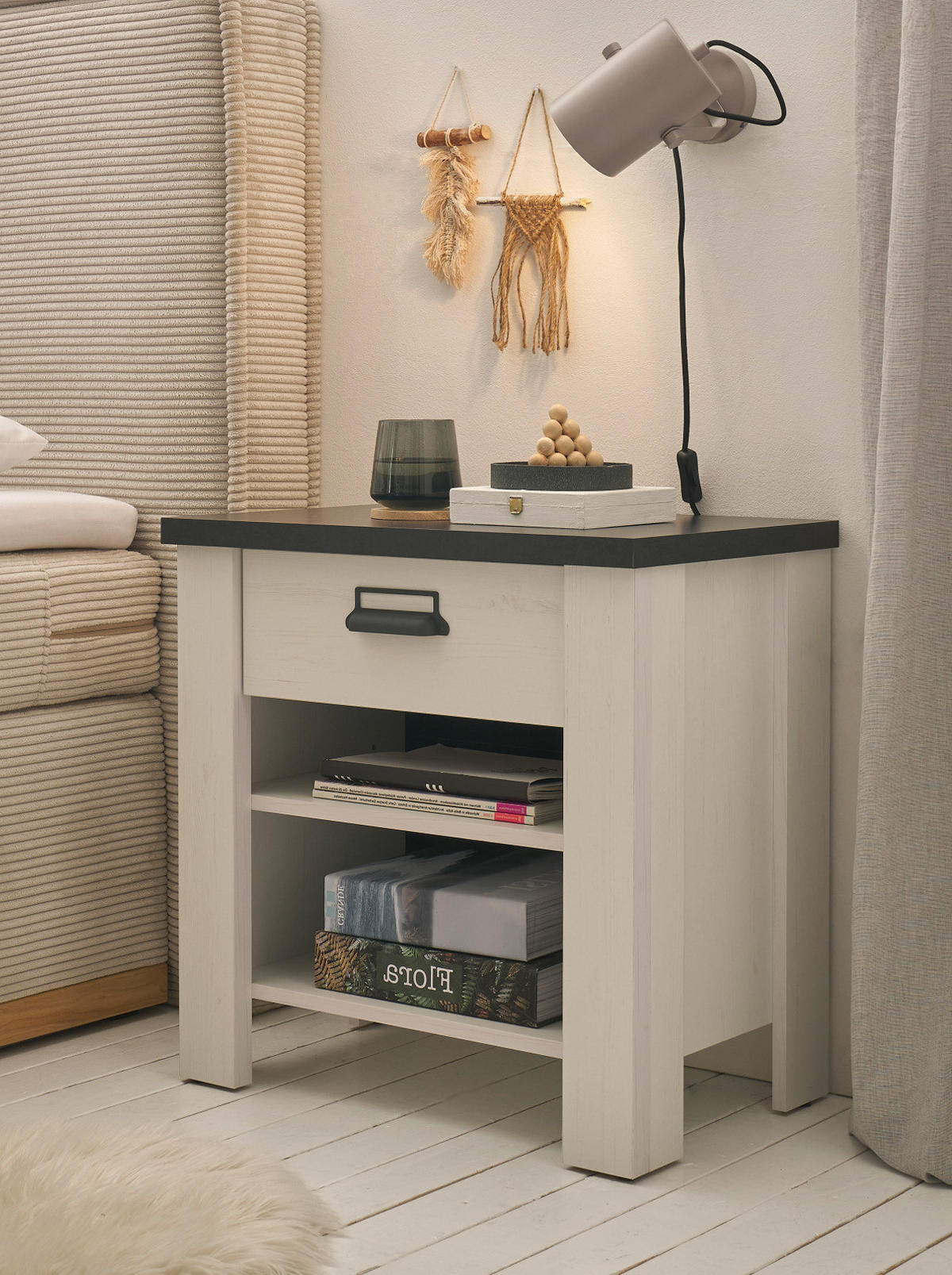 NACHTTISCH weiß Pinie, anthrazit, Landhaus Nachtkommode mit Schubkasten in Komforthöhe - Anthrazit/Weiß, Holzwerkstoff/Metall (60/61/39cm) - Furn.Design