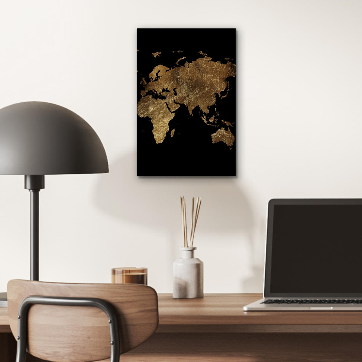 KOVOVÝ OBRAZ Mapa sveta - Zlato - Luxus - Zem - Čierna 20x30 cm - zlatá, kov (20/30cm) - MuchoWow