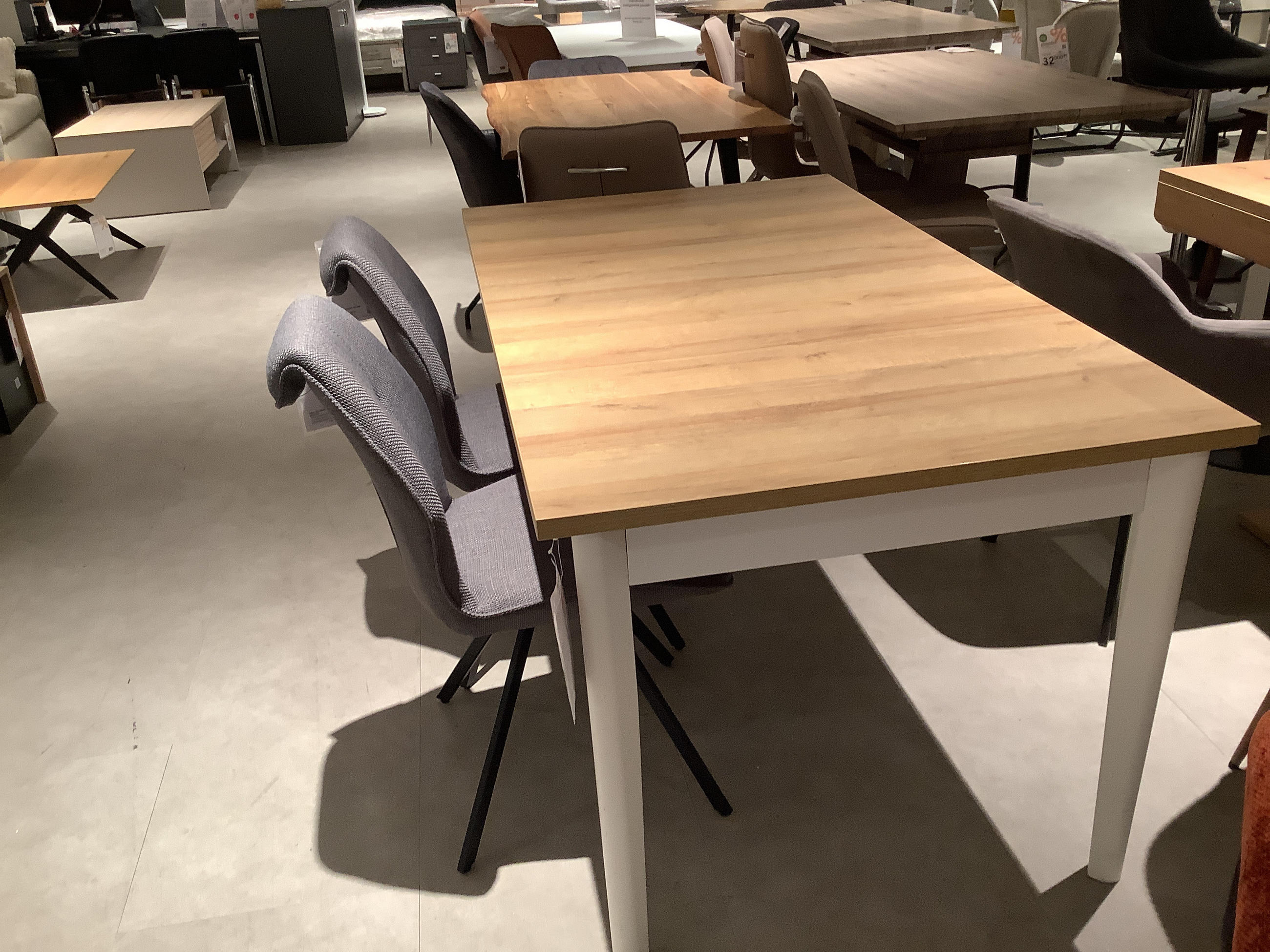 ÉTKEZŐASZTAL- FONTANA