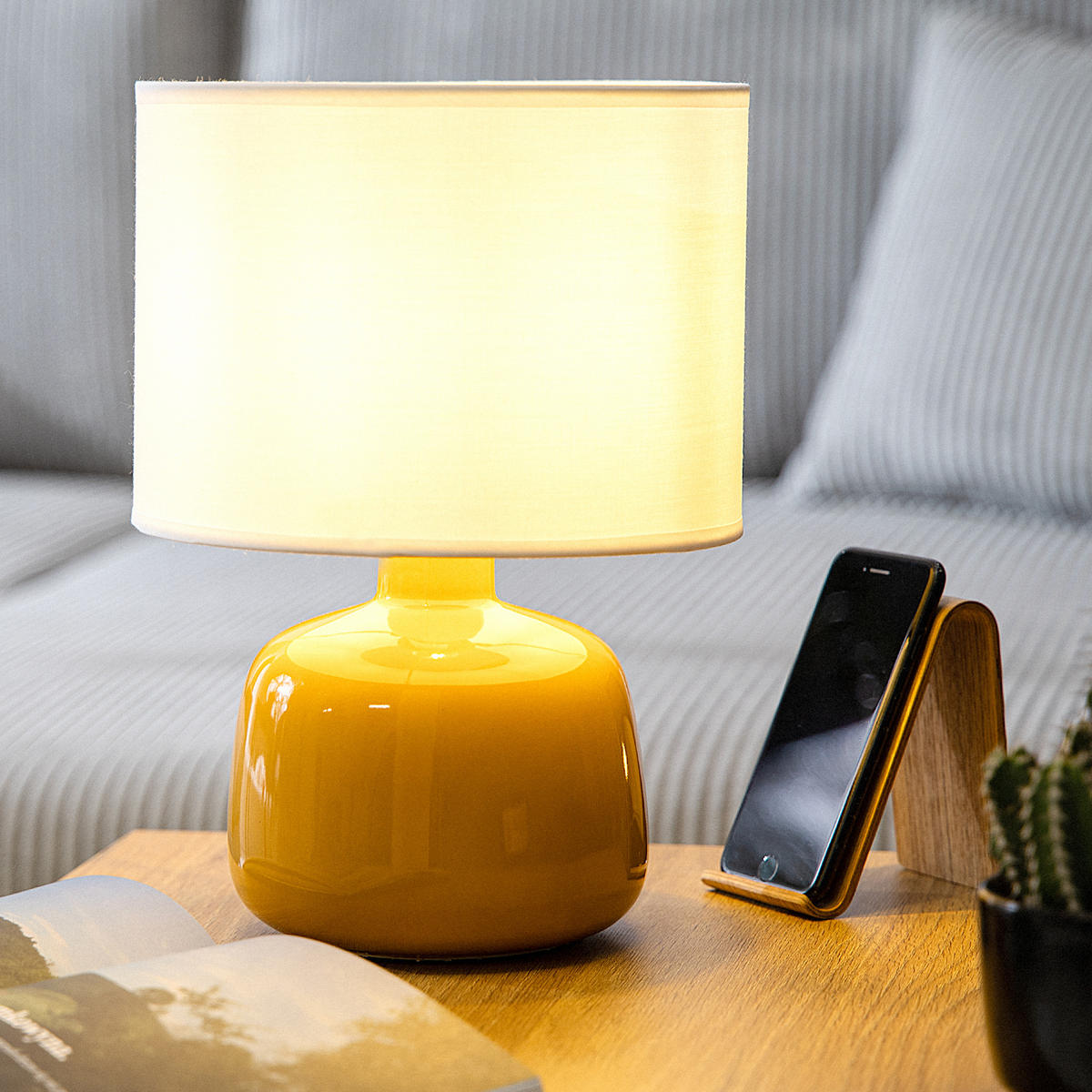 TISCHLEUCHTE STIVUS, Tischlampe, Gelb, Weiß - Gelb, Keramik/Textil (22/22/31.5cm) - KONSIMO®