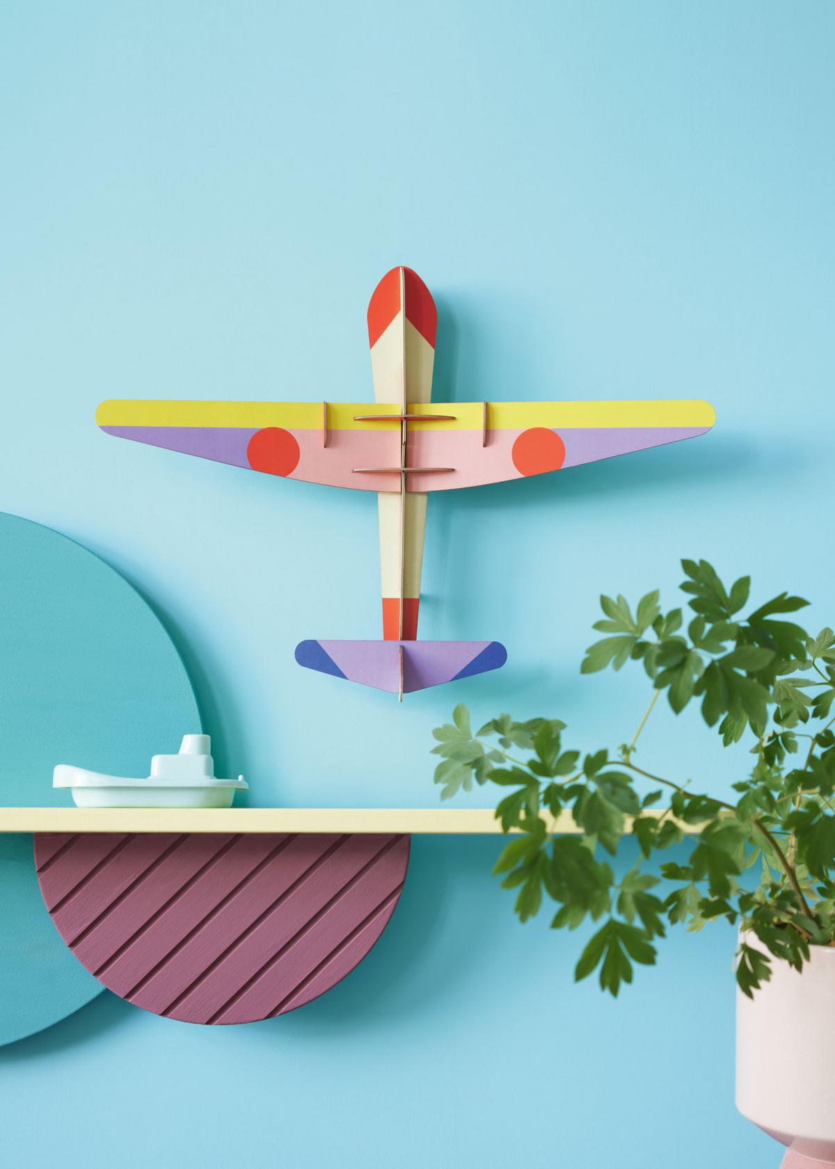 WANDDEKO Mutiges Flugzeug 9.5/36.5 cm - Multicolor, Wellpappe (9.5/36.5/50cm) - KUNSTLOFT