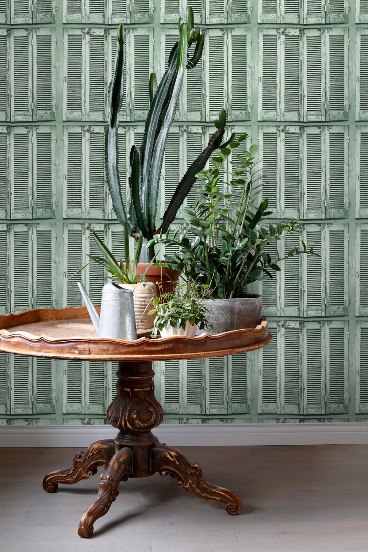 TAPETE verwitterte, französische, vintage Fensterläden 53 cm x 10.05 m - Grün, Papier (53/1000cm) - ESTAhome