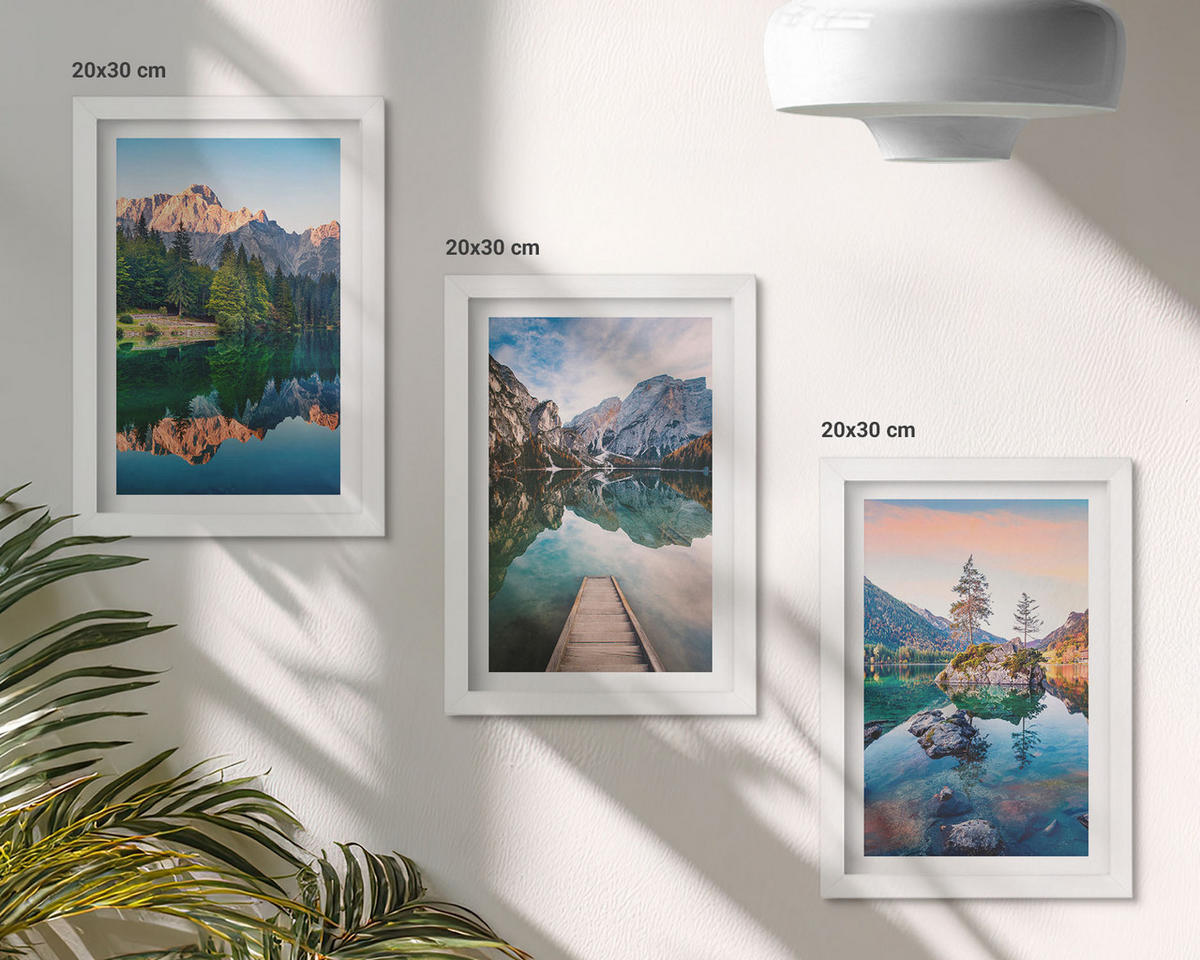 BILDER SET 3er Set - 20x30 cm Weißer Rahmen - Spiegelung des Waldes in Bergseen - Weiß, Kunststoff (20/30cm) - TULUP