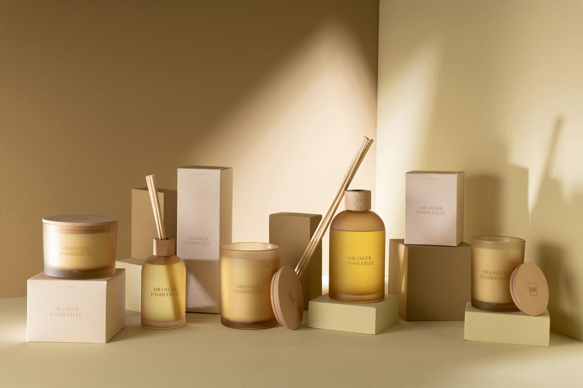 DUFTKERZE ACCORDS ESSENTIALS - Hellgelb - 28 Std. - Hellgelb, Paraffin (11.5/10cm) - J-Line