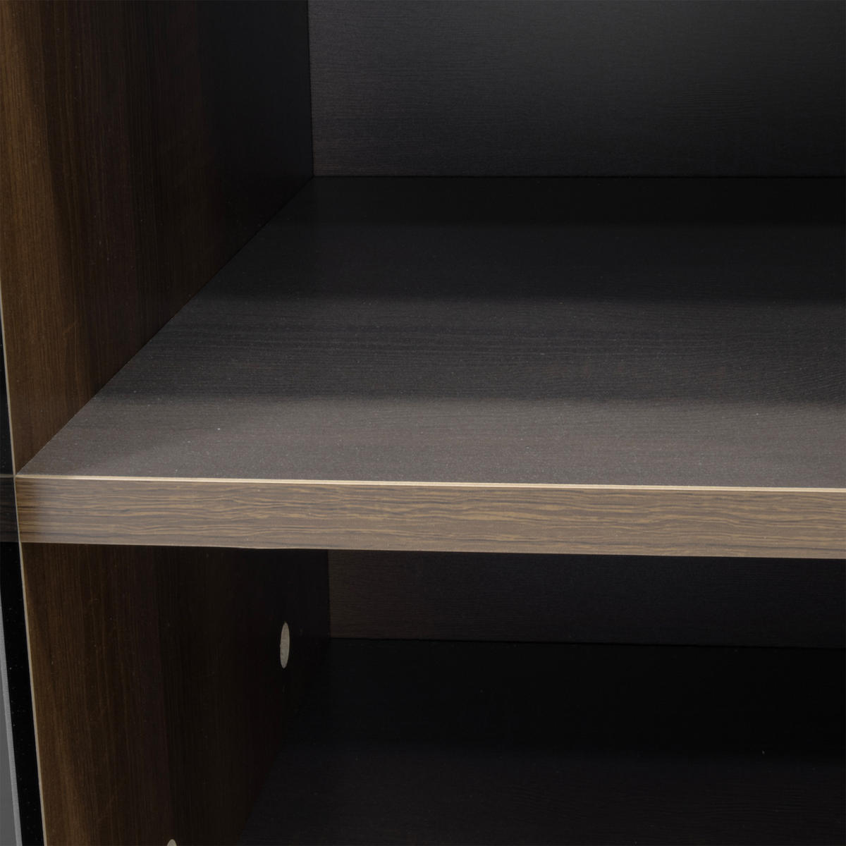 LOWBOARD in Schwarz und Naturfarben TV-Schrank mit vier Türen für Wohnzimmer, B180/T38/H50 cm - Schwarz/Naturfarben, Holzwerkstoff/Metall (180/50/38cm) - STILVORA