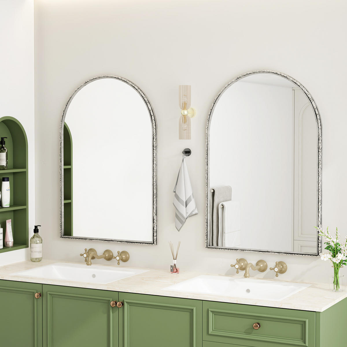 WANDSPIEGEL 61/2,5/91 cm silber aus Glas und Eisen mit Bogenform - Silberfarben, Glas (2.5/91/61cm) - OKWISH