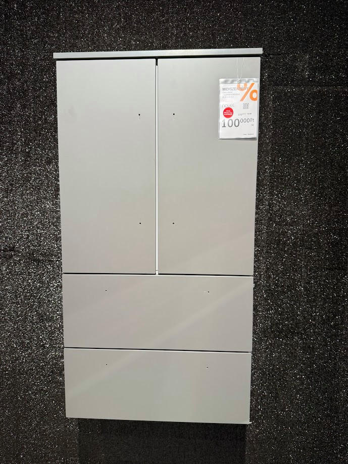 MIDISZEKRÉNY NV.045-BUDAÖRS OUTLET - Novel