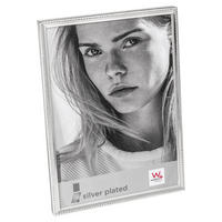 BILDERRAHMEN Cosima Portraitrahmen, 10x15 cm, silber - Silberfarben, Metall (15.7/10.7/1.4cm) - walther design