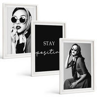 BILDER SET 3er Set - 40x60 cm Weißer Rahmen - Stilvolle Porträts von Frauen mit Brille - Weiß, Kunststoff (40/60cm) - TULUP