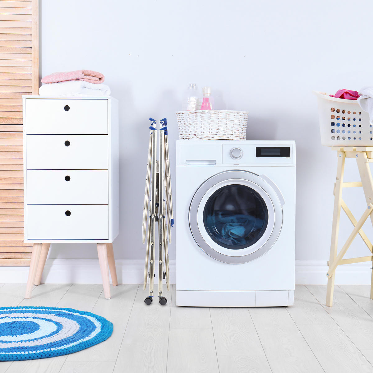 STOJAN na prádlo - strieborná, kov/plast (185.5/111/53cm) - Relaxdays