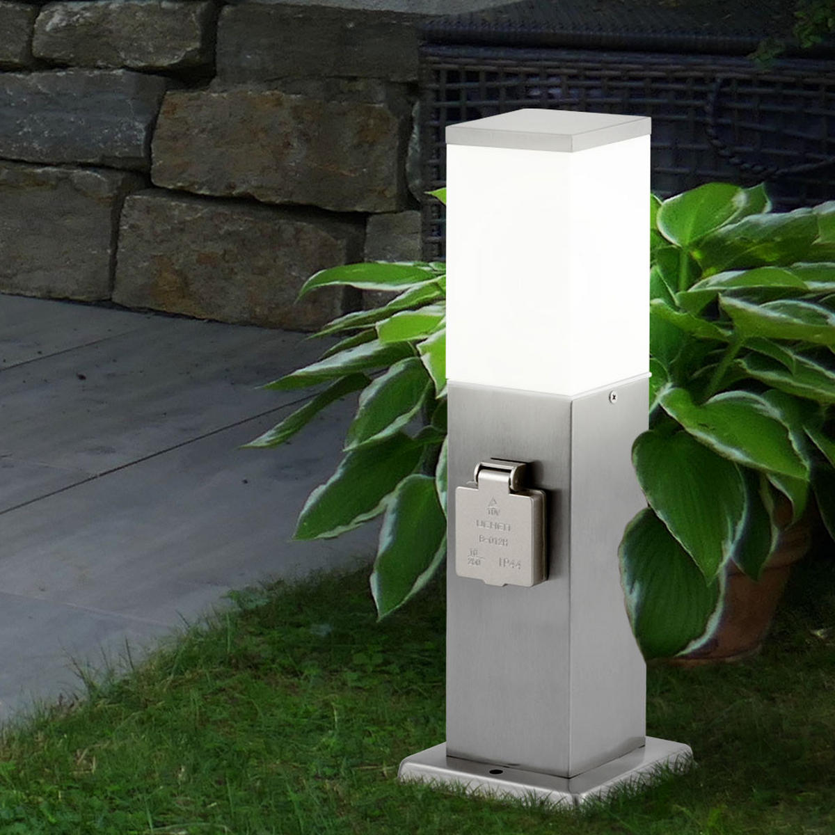 WEGELEUCHTE Stahl Silber opal mit Steckdose - Silberfarben, Metall (12.5/12.5/36cm)