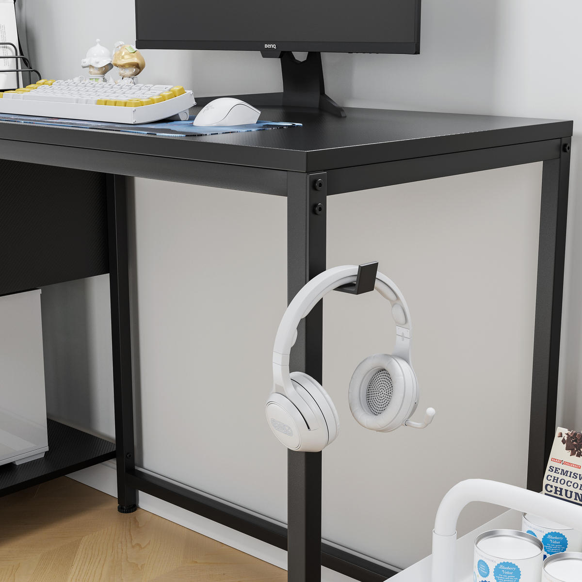 COMPUTERTISCH Schwarz 122/51/110 cm mit Stromanschluss USB LED-Beleuchtung und Regal - Schwarz, Metall (50/122/115cm) - PANGIVO