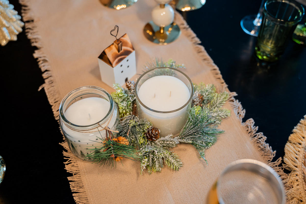 WEIHNACHTSKERZE mit Schmuck 9,5/9,5/10 cm - Rot, Glas (9.5/10/9.5cm) - Atmosphera Createur d´interieur
