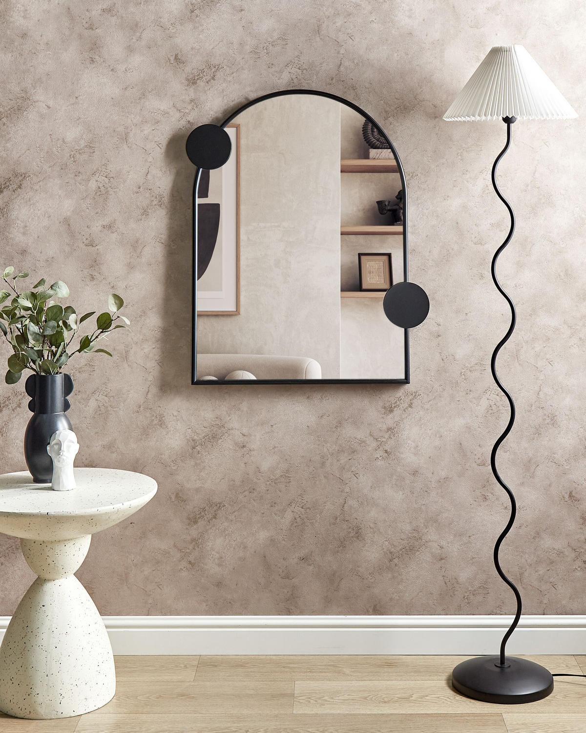 WANDSPIEGEL schwarz Metall 69/80 cm Aulon - Schwarz, Metall (69/80/3cm) - Beliani