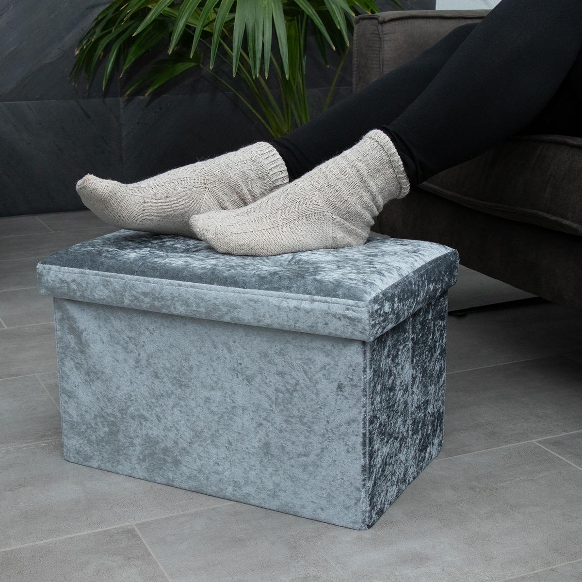SITZBOX Faltbar mit Samtbezug 49/30/30 cm (Blau) - Blau, Karton (30/30/49cm) - Intirilife